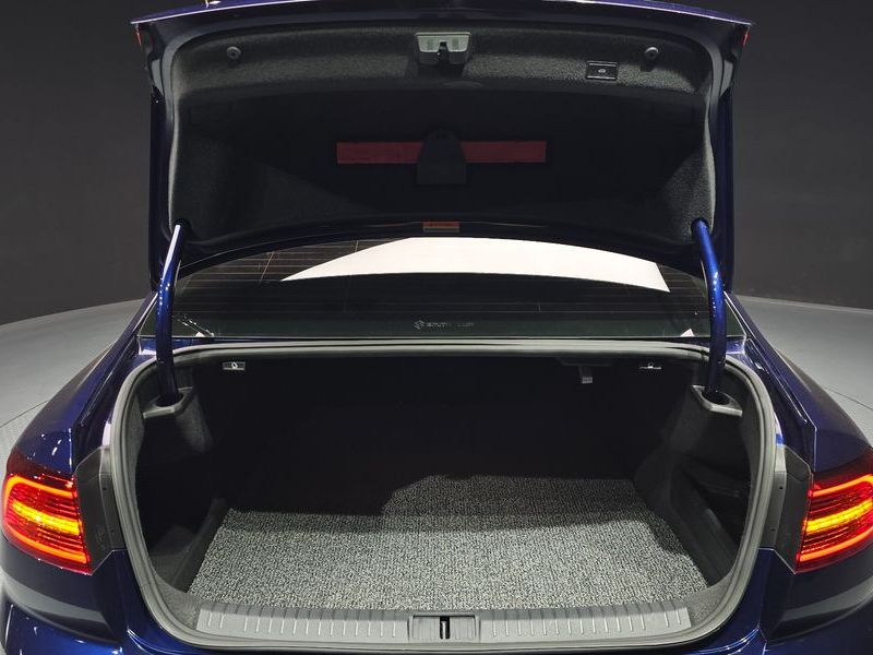 2018 Volkswagen Passat 2.0 TDI Prestige photo 20