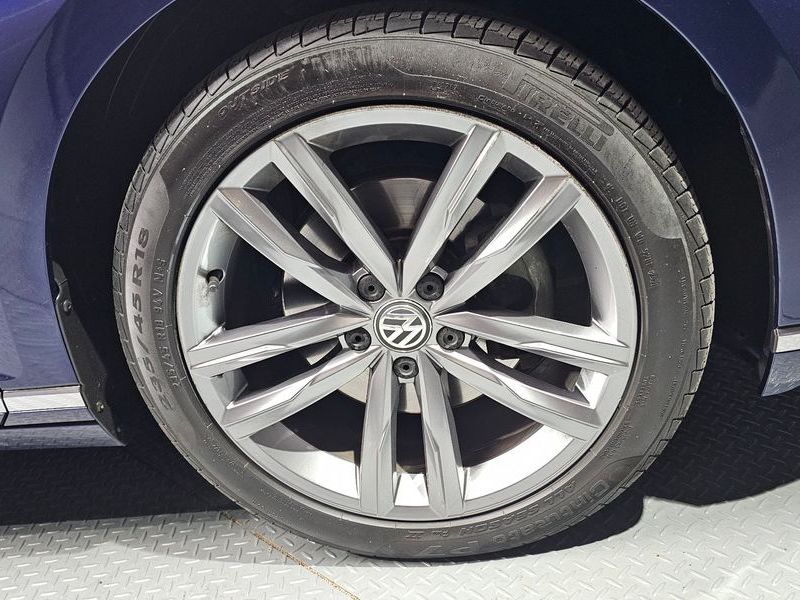2018 Volkswagen Passat 2.0 TDI Prestige photo 21