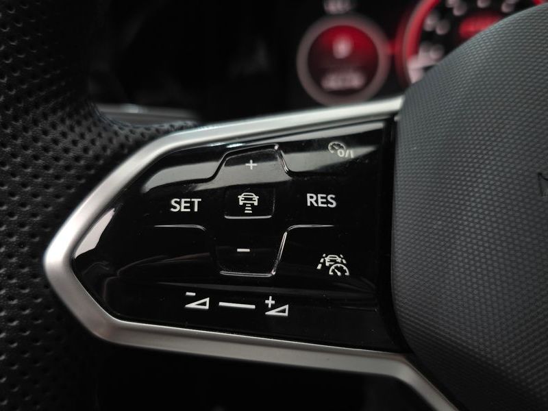 2023 Volkswagen Golf 2.0 GTI photo 20