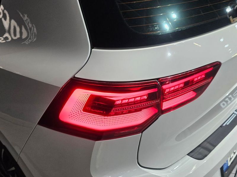 2023 Volkswagen Golf 2.0 GTI photo 23