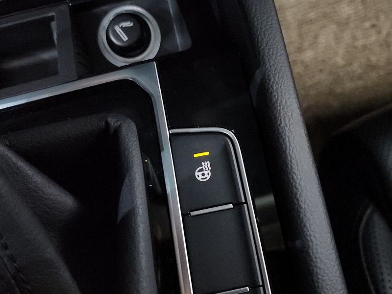 2018 Volkswagen Passat 2.0 TDI 4Motion Prestige photo 12