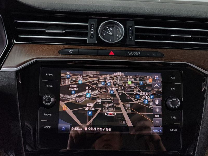 2018 Volkswagen Passat 2.0 TDI 4Motion Prestige photo 13