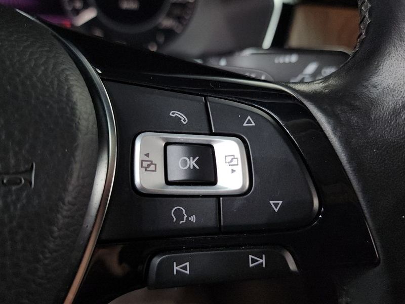 2018 Volkswagen Passat 2.0 TDI 4Motion Prestige photo 17