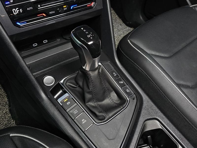 2023 Volkswagen Tiguan 2.0 TSI Prestige photo 9