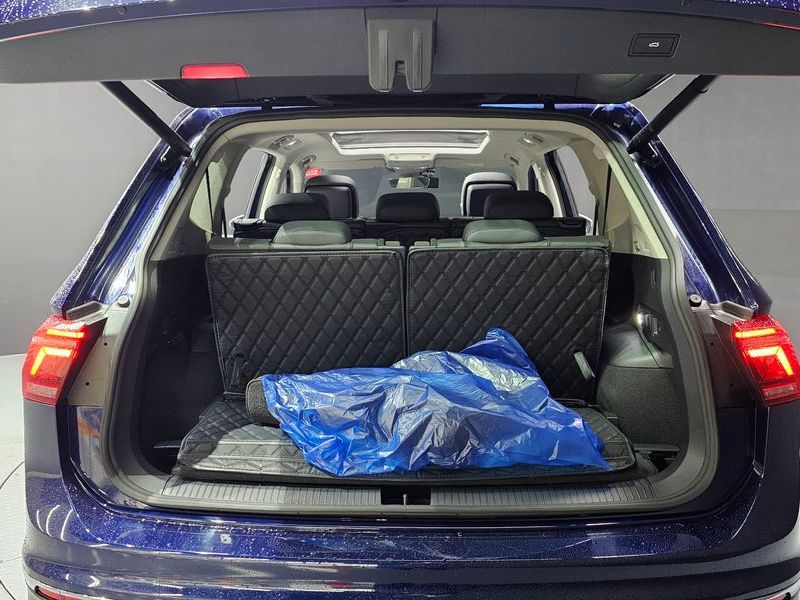 2023 Volkswagen Tiguan 2.0 TSI Prestige photo 20