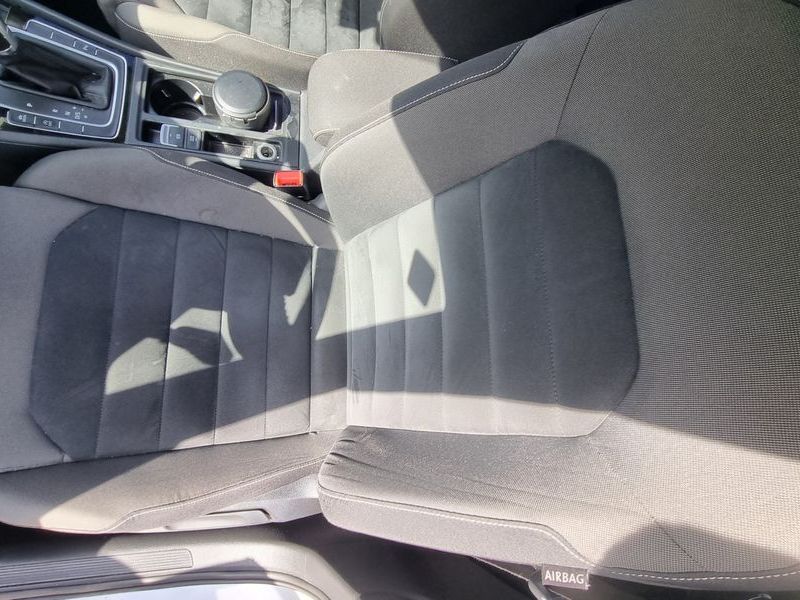 2014 Volkswagen Golf 1.6 TDI Blue Motion photo 10
