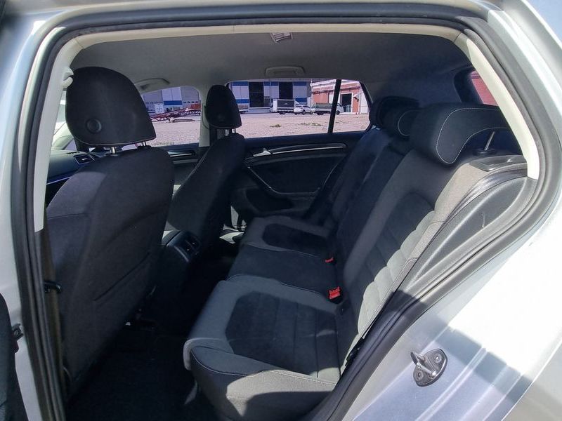 2014 Volkswagen Golf 1.6 TDI Blue Motion photo 16