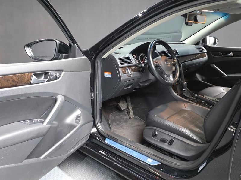 2015 Volkswagen Passat 1.8 TSI B7 photo 10