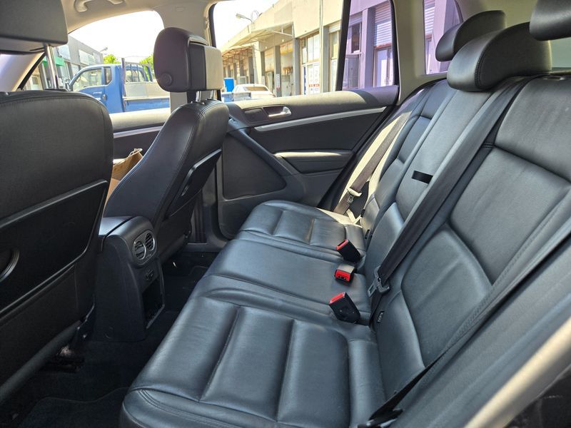 2015 Volkswagen Tiguan 2.0 TDI Comfort 5N photo 10