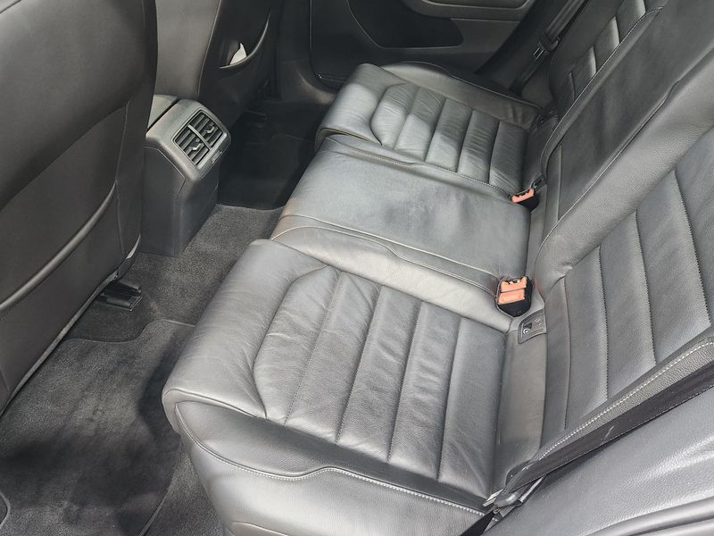 2014 Volkswagen Golf 2.0 TDI Premium photo 18