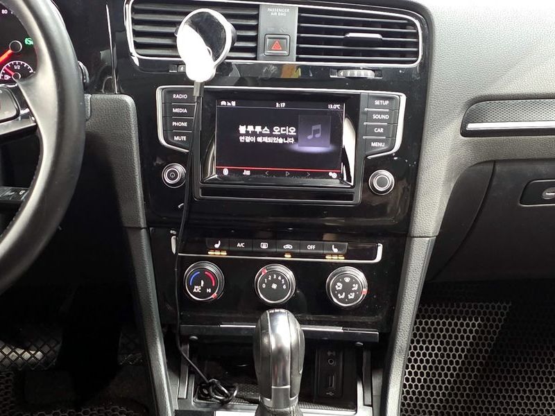 2013 Volkswagen Golf 1.6 TDI photo 14