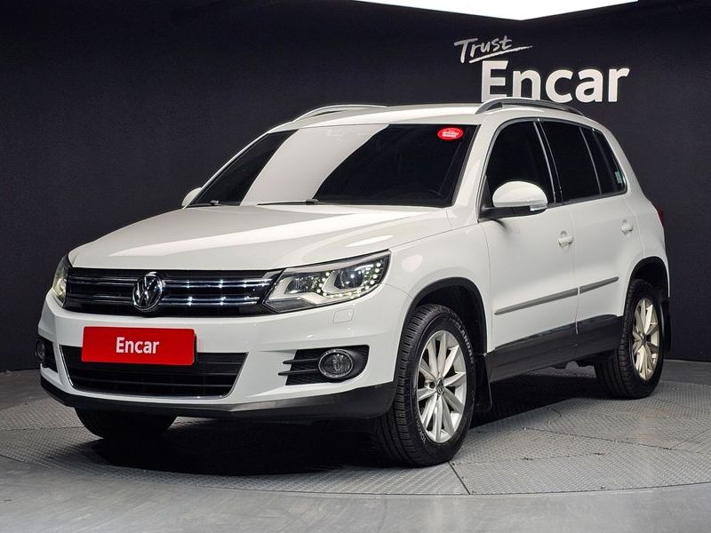 2015 Volkswagen Tiguan 2.0 TDI Comfort 5N photo 1