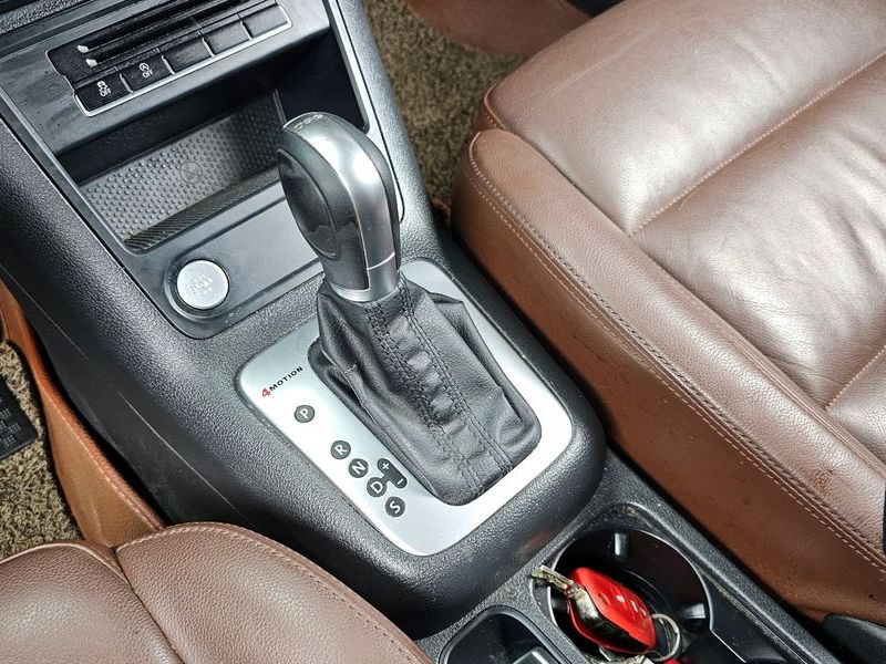 2015 Volkswagen Tiguan 2.0 TDI Comfort 5N photo 9