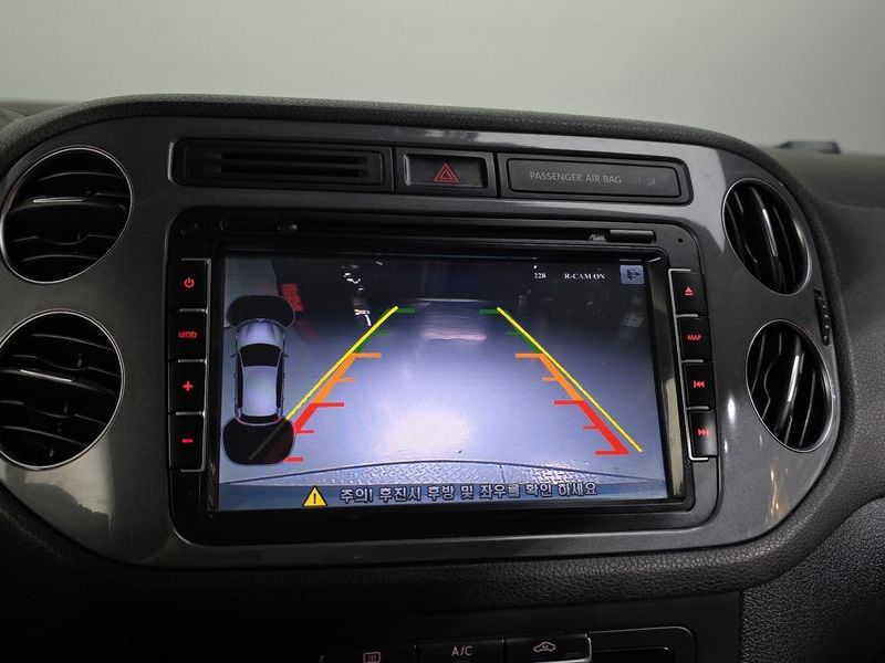 2015 Volkswagen Tiguan 2.0 TDI Comfort 5N photo 15