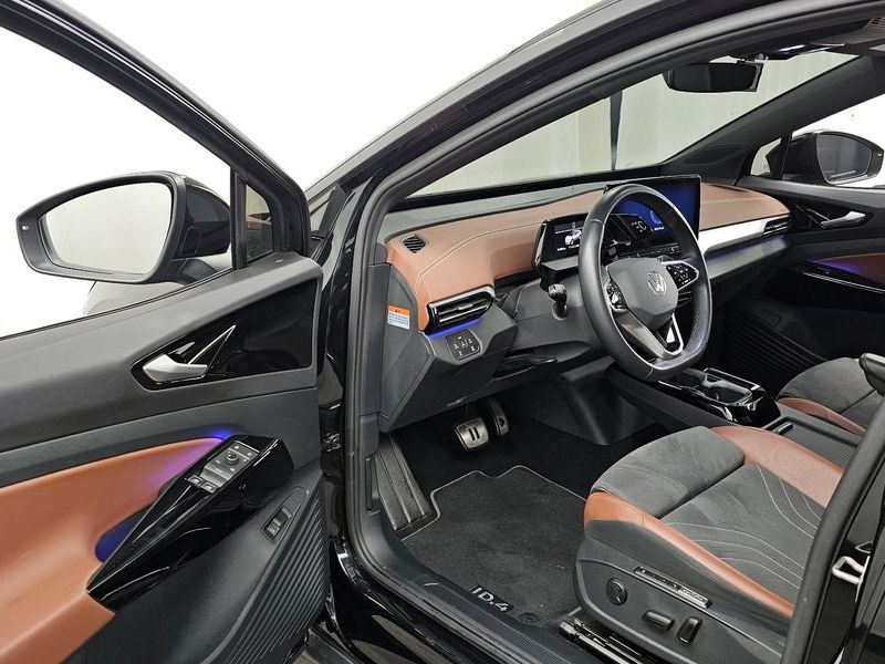 2023 Volkswagen ID.4 Pro photo 10