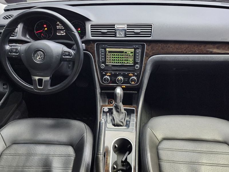 2015 Volkswagen Passat 1.8 TSI B7 photo 7