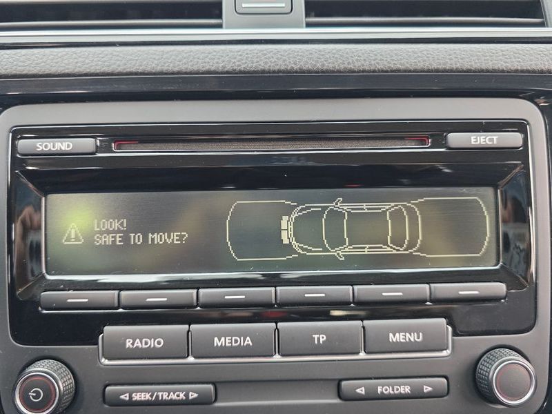 2015 Volkswagen Jetta 2.0 TDI BlueMotion 6th photo 15