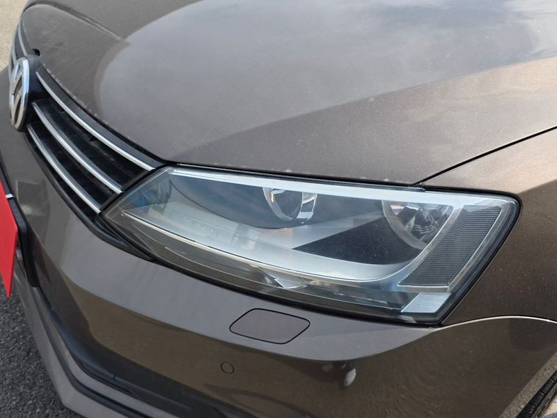 2015 Volkswagen Jetta 2.0 TDI BlueMotion 6th photo 22