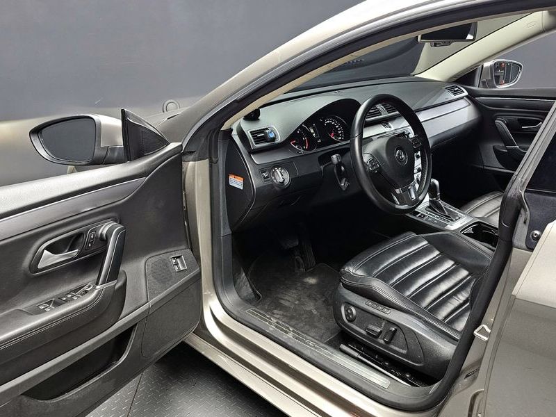 2015 Volkswagen New CC 2.0 TDI BlueMotion 4MOTION photo 11