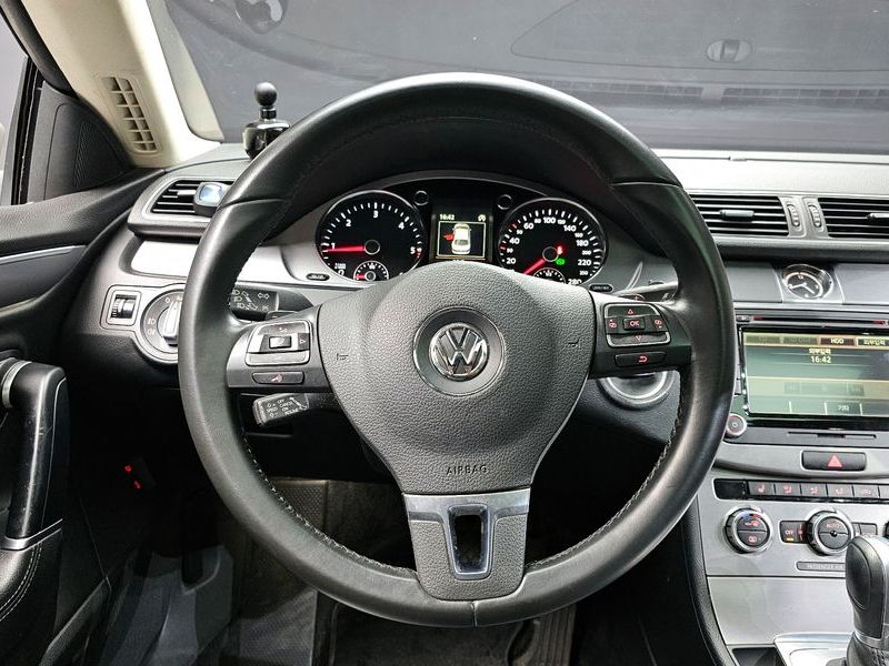 2015 Volkswagen New CC 2.0 TDI BlueMotion 4MOTION photo 13