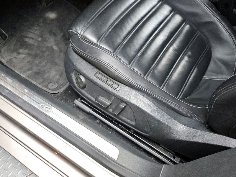 2015 Volkswagen New CC 2.0 TDI BlueMotion 4MOTION photo 18