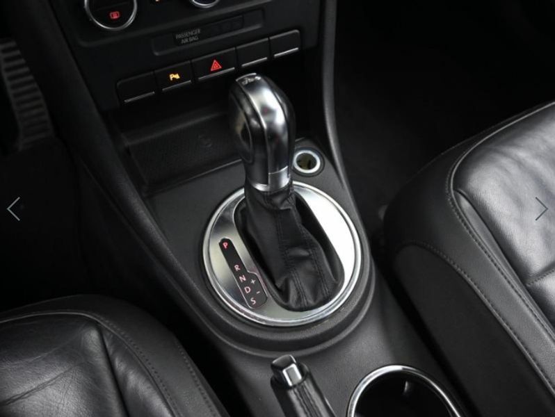 2013 Volkswagen Beetle 2.0 TDI Premium 3rd photo 9