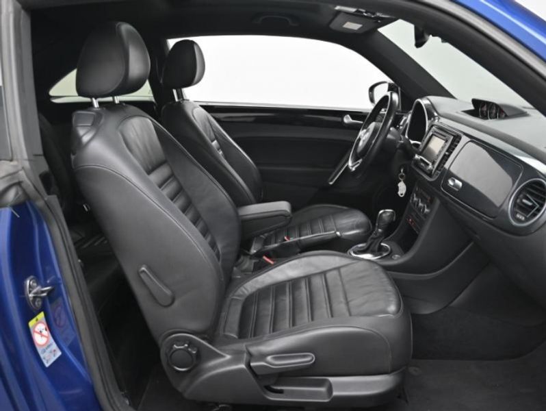 2013 Volkswagen Beetle 2.0 TDI Premium 3rd photo 10