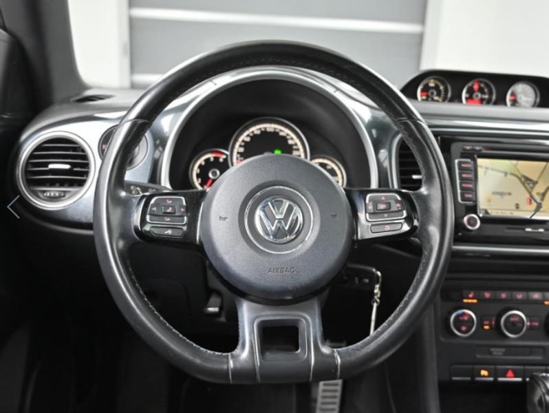 2013 Volkswagen Beetle 2.0 TDI Premium 3rd photo 13