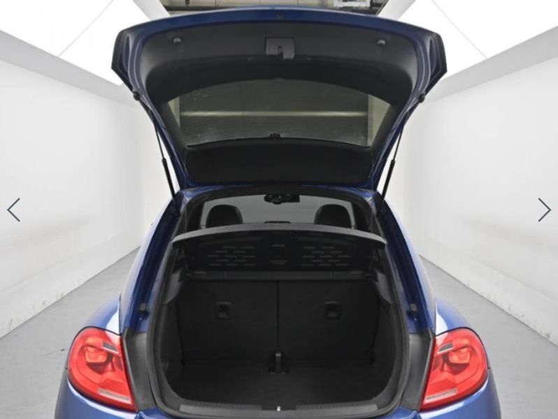 2013 Volkswagen Beetle 2.0 TDI Premium 3rd photo 19