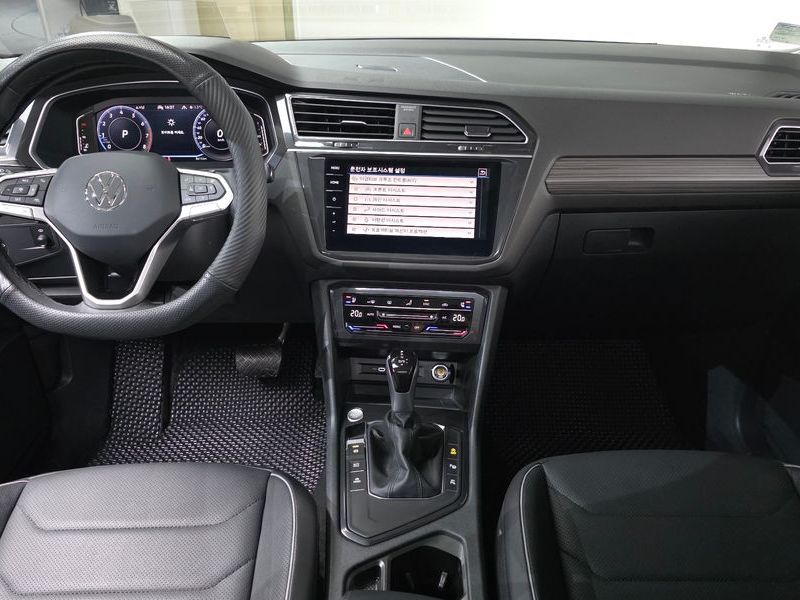 2024 Volkswagen Tiguan 2.0 TSI Prestige photo 7