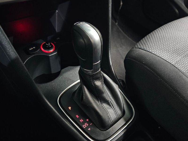 2015 Volkswagen Polo 1.4 TDI R-Line 5th photo 9