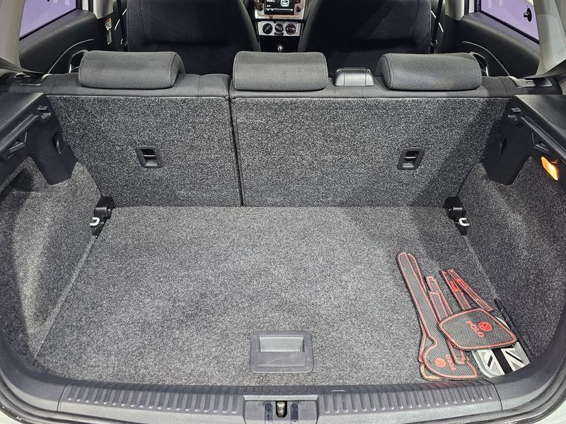 2015 Volkswagen Polo 1.4 TDI R-Line 5th photo 20