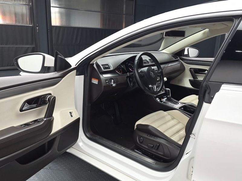 2013 Volkswagen New CC 2.0 TDI BlueMotion photo 10