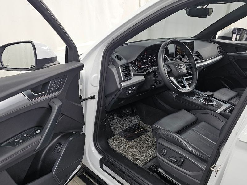 2020 Audi Q5 50 TDI Quattro Premium photo 10