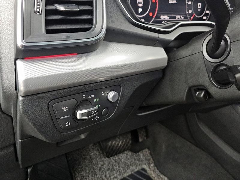 2020 Audi Q5 50 TDI Quattro Premium photo 16