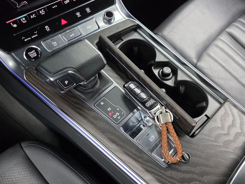 2021 Audi A6 40 TDI Quattro Premium photo 9