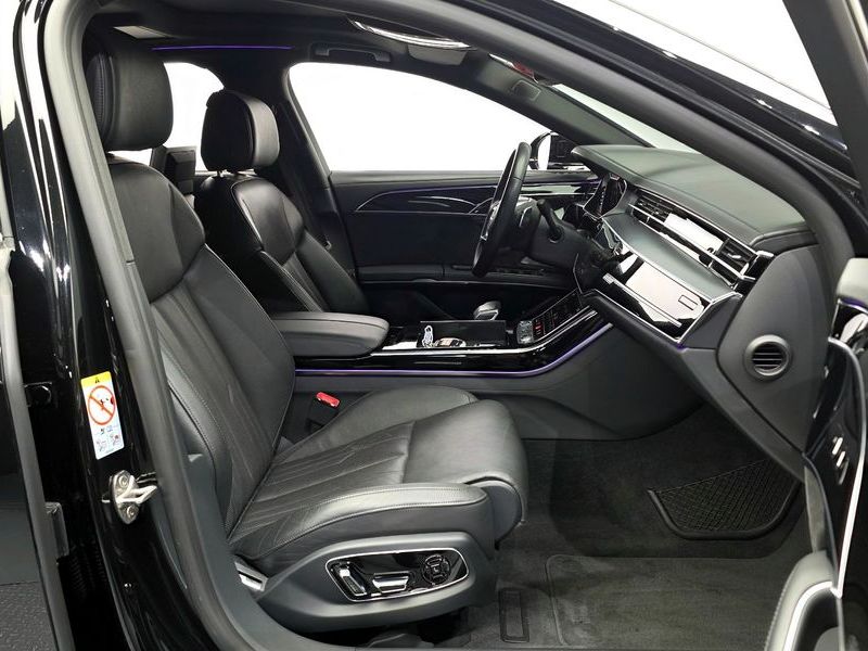 2021 Audi A8 55 TFSI Quattro LWB photo 11