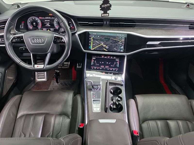 2020 Audi A7 55 TFSI Quattro Premium photo 7