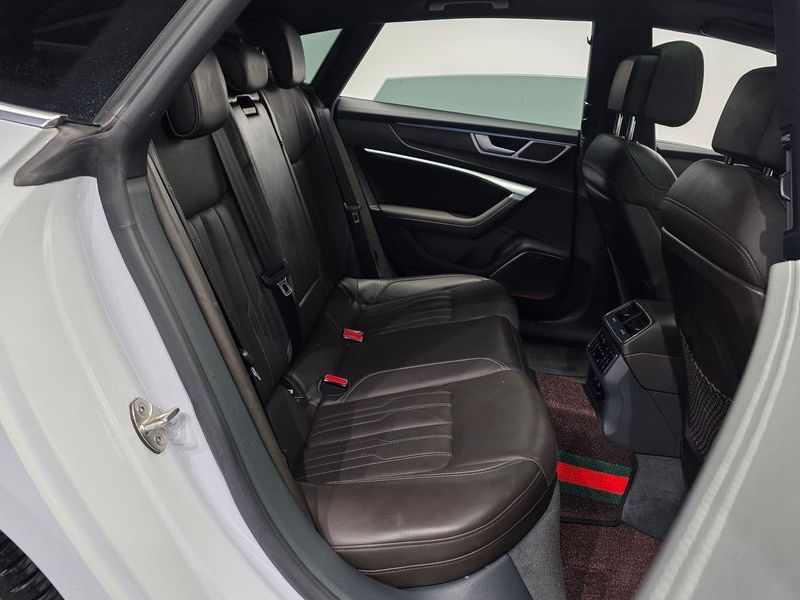 2020 Audi A7 55 TFSI Quattro Premium photo 12