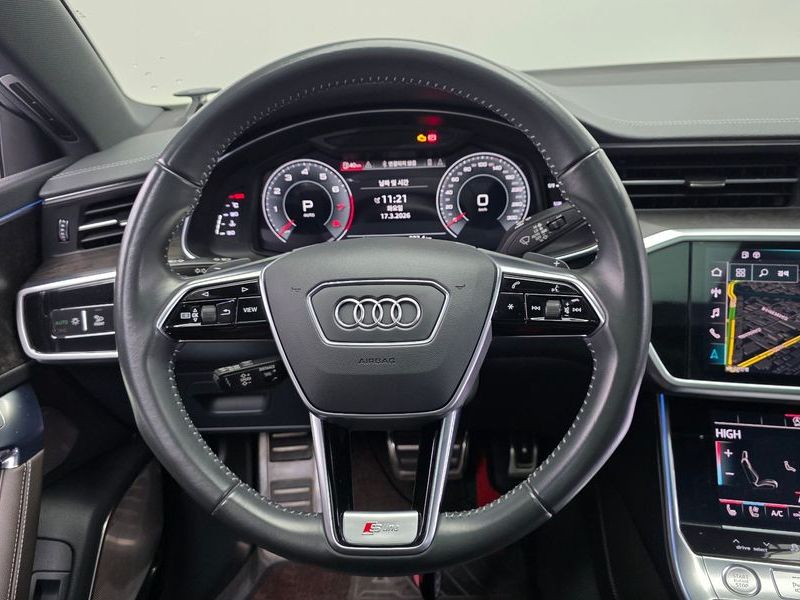 2020 Audi A7 55 TFSI Quattro Premium photo 13