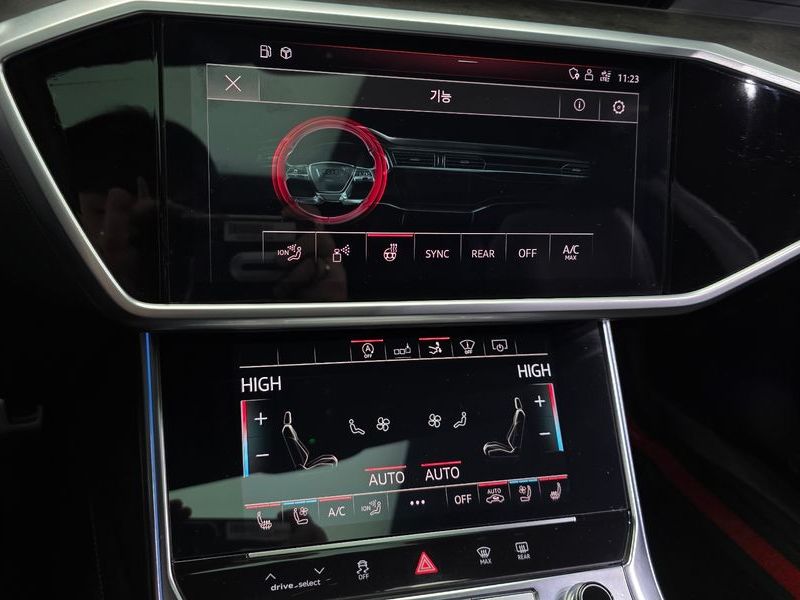 2020 Audi A7 55 TFSI Quattro Premium photo 17