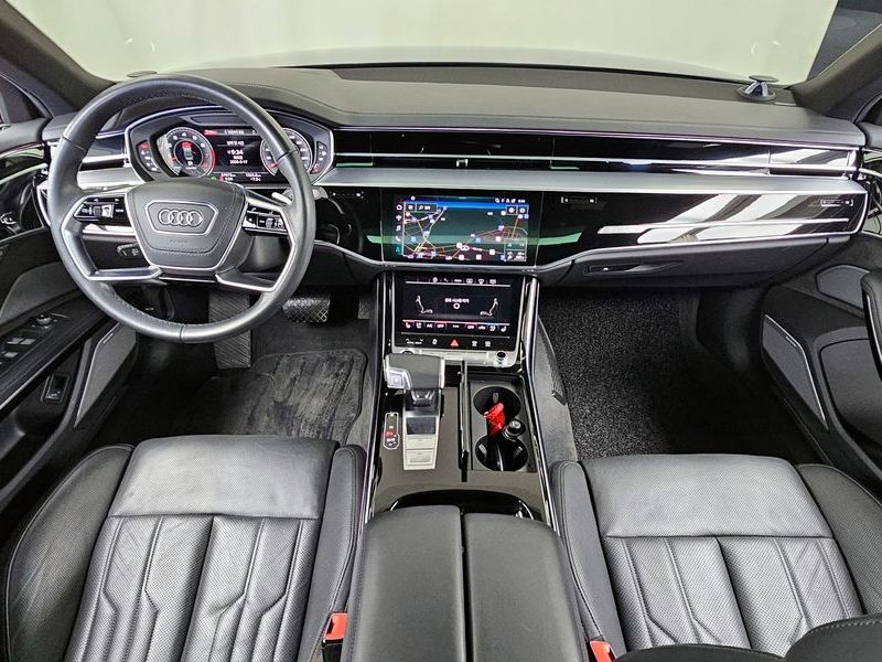 2021 Audi A8 55 TFSI Quattro LWB photo 7