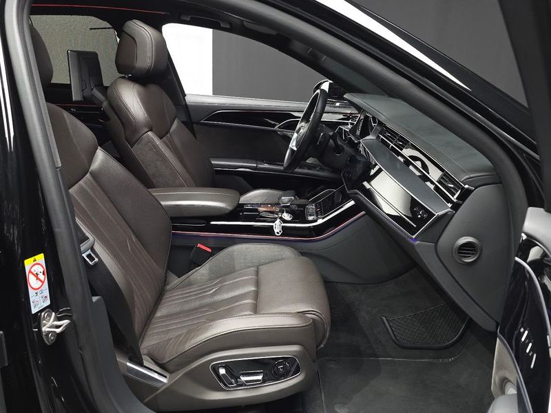 2021 Audi A8 55 TFSI Quattro LWB photo 10