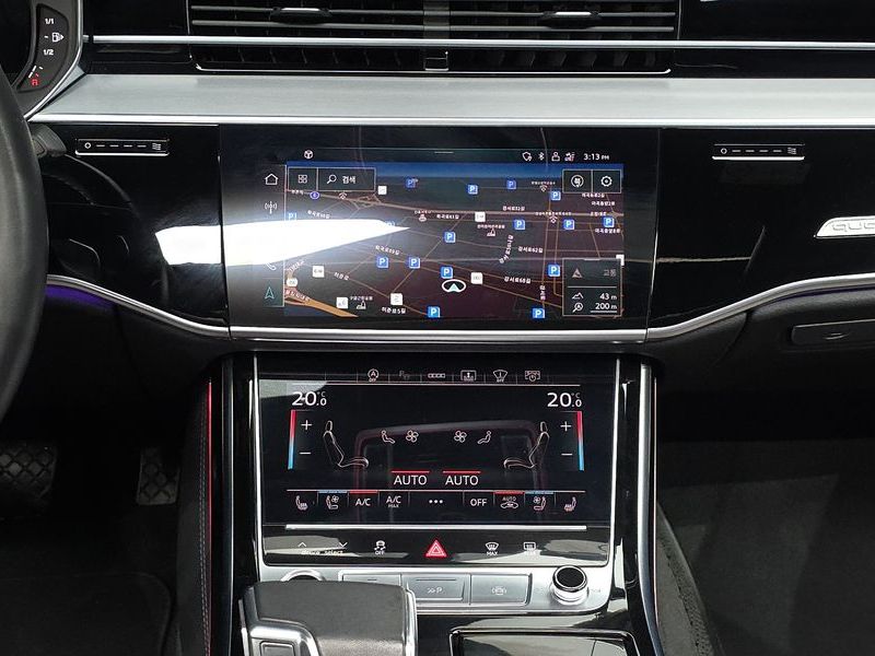 2021 Audi A8 55 TFSI Quattro LWB photo 14