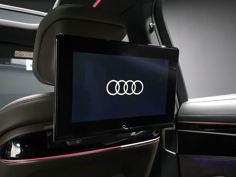 2021 Audi A8 55 TFSI Quattro LWB photo 26