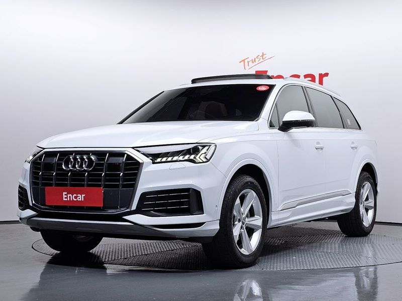 2021 Audi Q7 45 TDI Quattro photo 1
