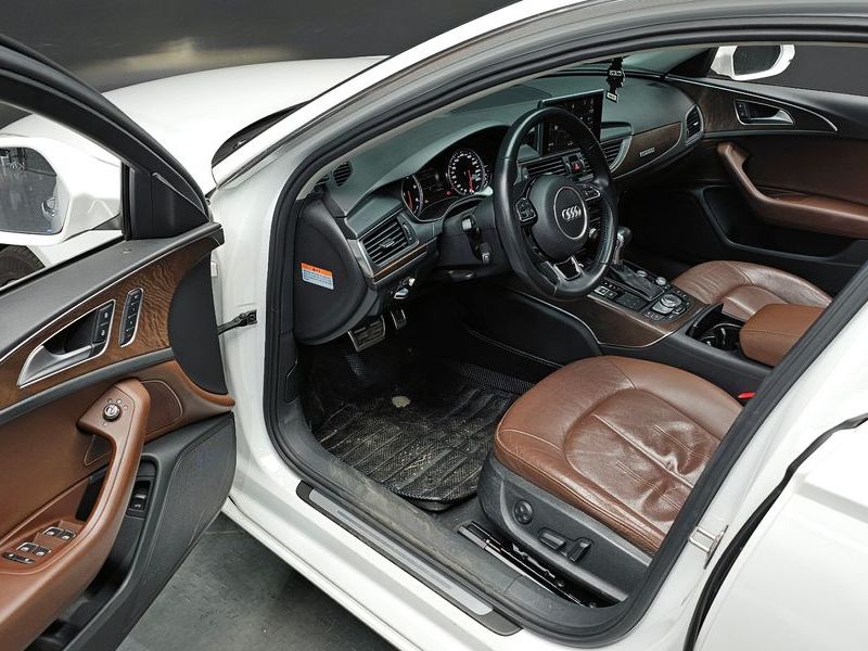 2015 Audi A6 35 TDI Dynamic C7 photo 12