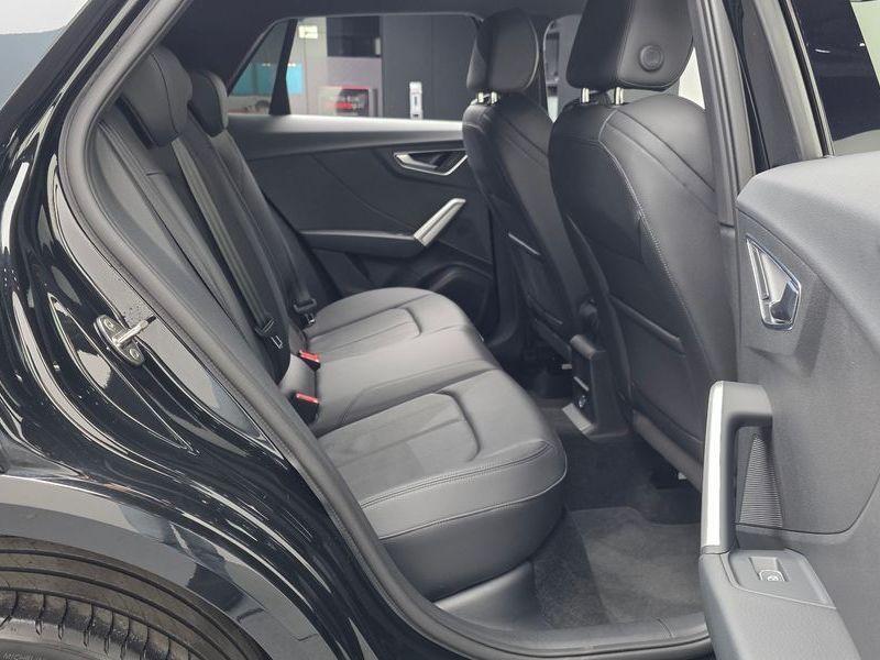 2023 Audi Q2 35 TDI Premium photo 12