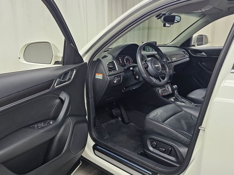2014 Audi Q3 2.0 TDI Quattro Dynamic 8U photo 10