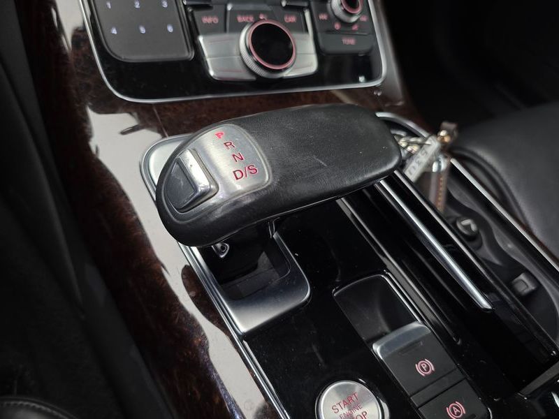 2015 Audi A8 50 TDI Quattro LWB D4 photo 9